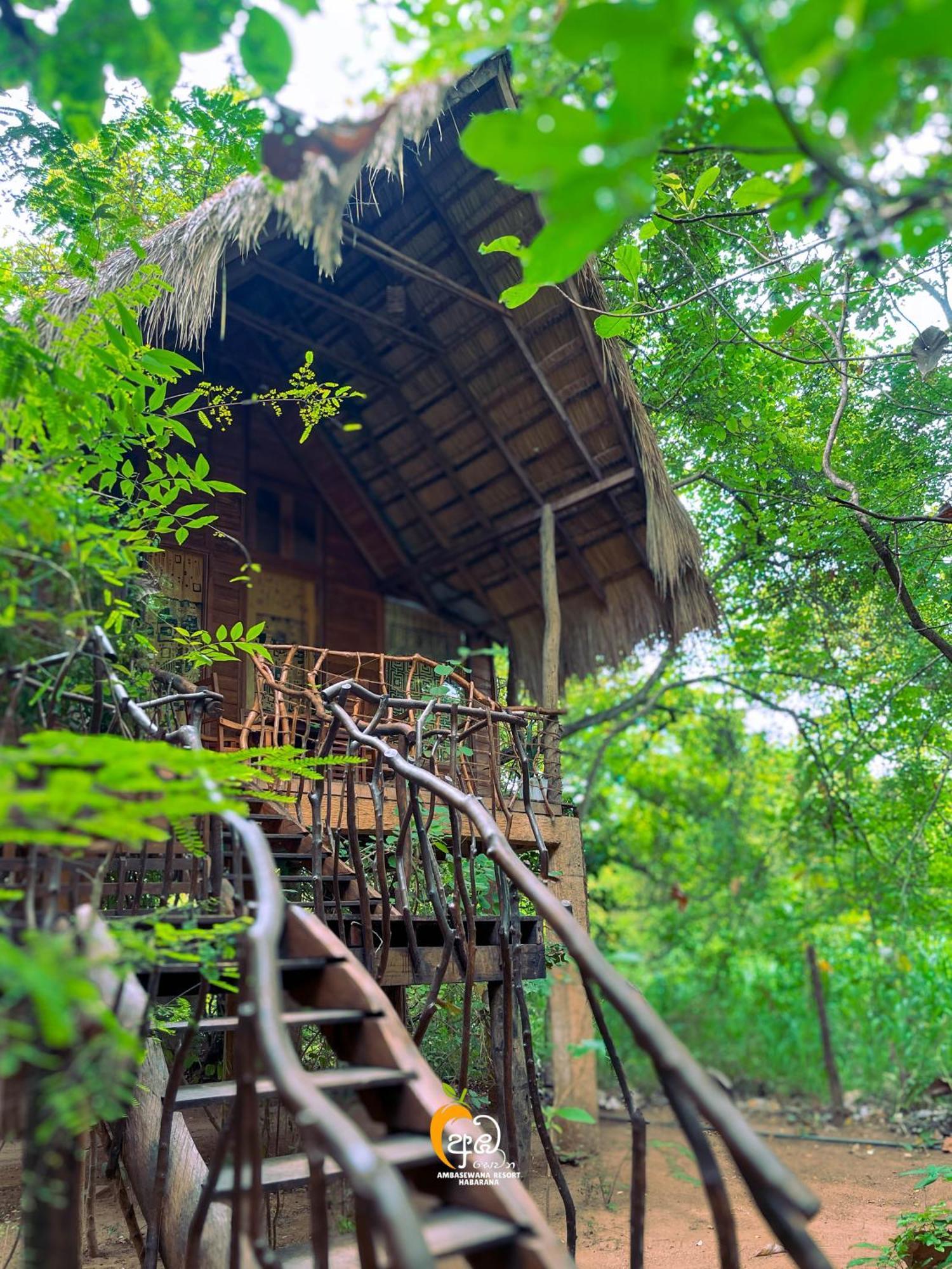 Tree House Ambasewana सहारा 3*